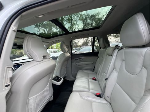 Used 2023 Volvo XC90 B6 Ultimate image 25