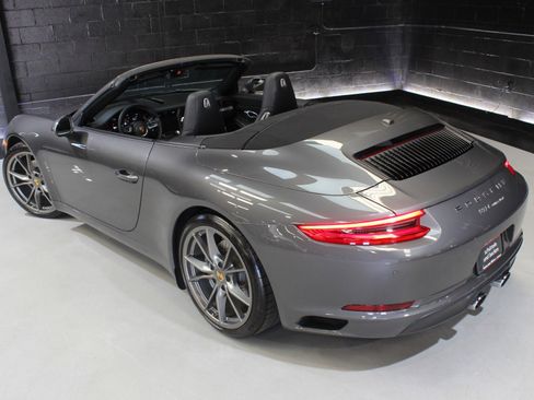Used 2017 Porsche 911 Carrera image 13