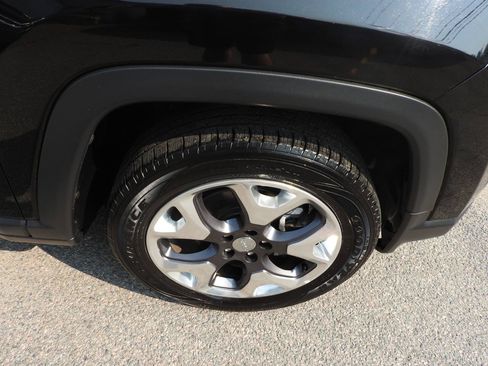 Used 2021 Jeep Compass Limited AWD/4WD image 17