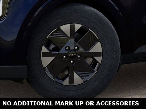 New 2026 Kia Carnival LXS image 9