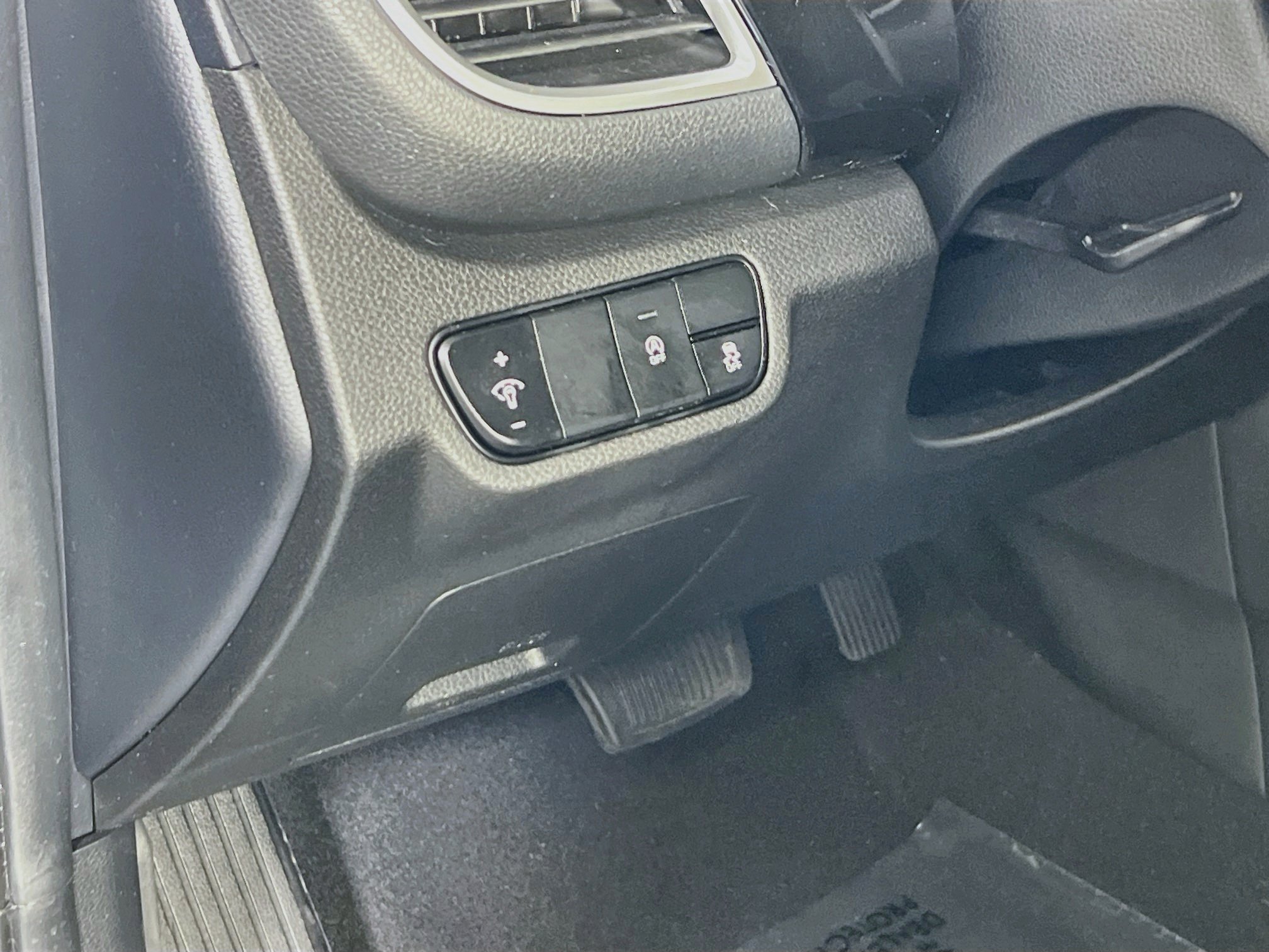 Used 2024 Kia Seltos S AWD/4WD image 10