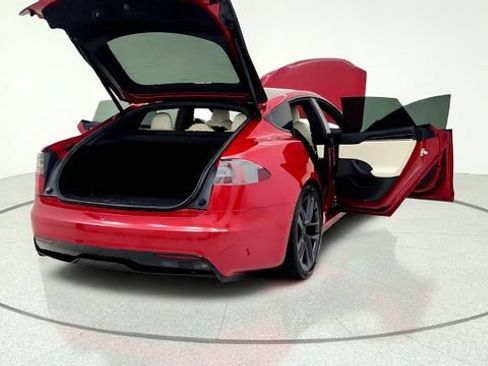 Used 2021 Tesla Model S Plaid AWD/4WD image 18