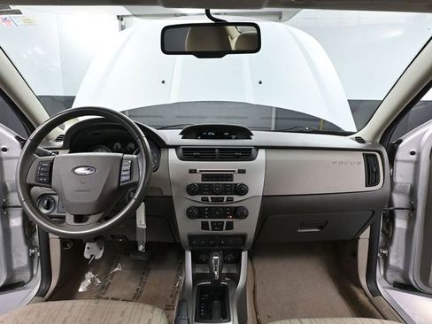 Used 2011 Ford Focus SE w/ 201A Rapid Spec Order Code FWD image 23