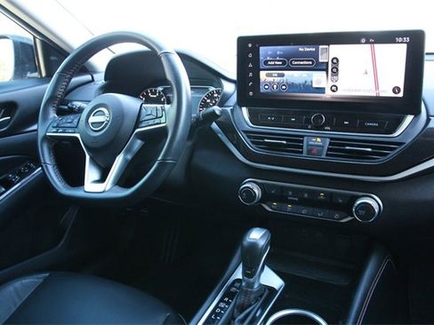 Used 2024 Nissan Altima 2.5 SR w/ SR Premium Package image 30