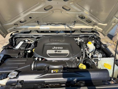 Used 2017 Jeep Wrangler Unlimited Sport w/ Quick Order Package 24S AWD/4WD image 14