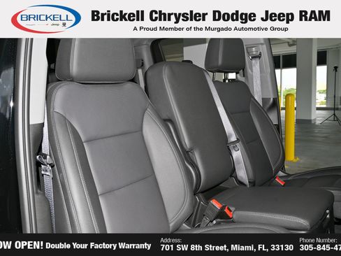 Used 2026 GMC Sierra 1500 SLT AWD/4WD image 6