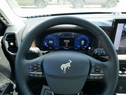 New 2025 Ford Bronco Sport Outer Banks w/ Outer Banks Tech Package+ image 22