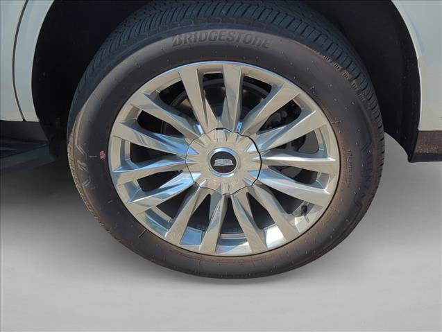Used 2023 Cadillac Escalade Premium Luxury AWD/4WD image 26