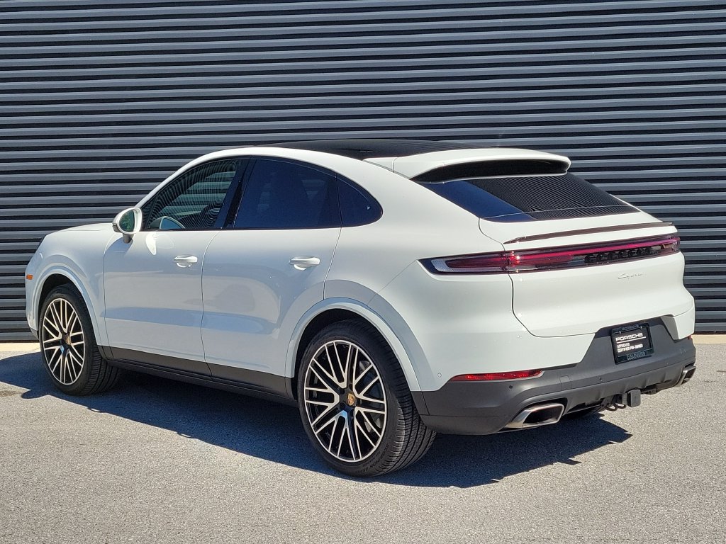 Certified 2026 Porsche Cayenne Coupe AWD/4WD image 3