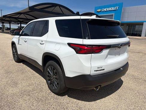 Used 2023 Chevrolet Traverse RS FWD image 7