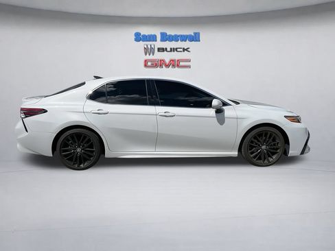 Used 2023 Toyota Camry XSE FWD image 10