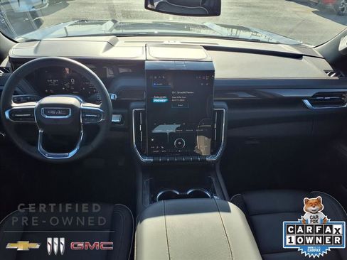 Certified 2025 GMC Yukon XL Elevation image 3