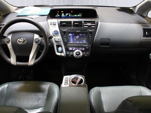 Used 2013 Toyota Prius V Three image 2