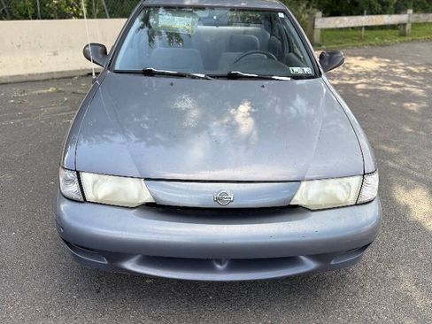 Used 1999 Nissan Sentra XE FWD image 10