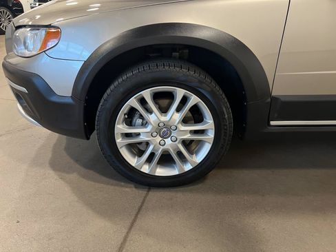 Used 2016 Volvo XC70 T5 Premier w/ Proximity Package AWD/4WD image 47
