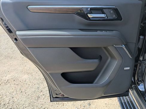 New 2026 Chevrolet Tahoe High Country AWD/4WD image 27