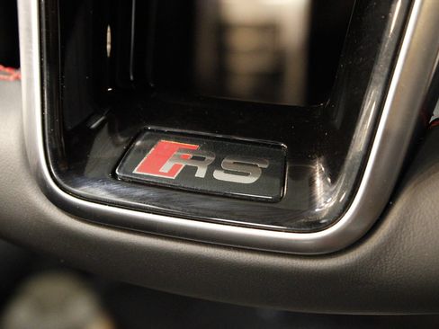 Used 2021 Audi RS 6 AWD/4WD image 41