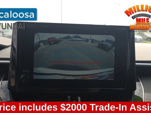 Used 2023 Toyota Corolla LE FWD image 19