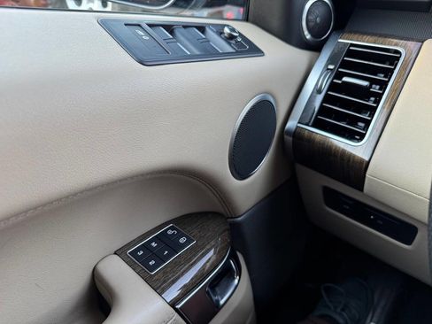 Used 2016 Land Rover Range Rover Sport HSE image 42