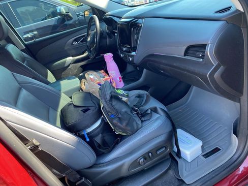 Used 2018 Chevrolet Traverse Premier image 8