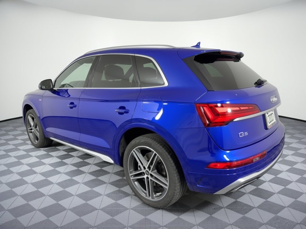 Used 2023 Audi Q5 e Premium Plus w/ Premium Plus Package AWD/4WD image 3