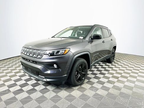 Certified 2022 Jeep Compass Latitude w/ Convenience Group image 6