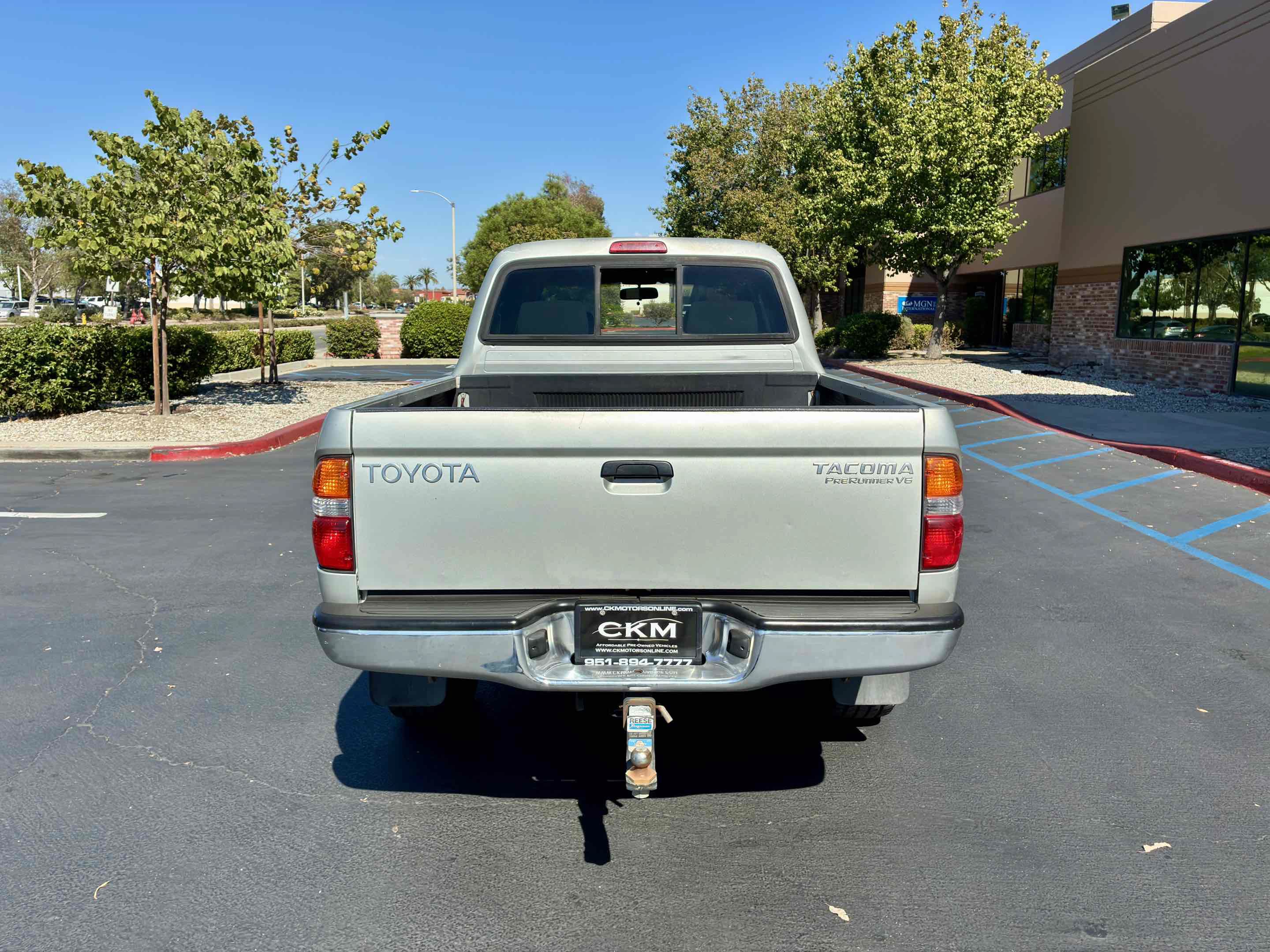 Used 2001 Toyota Tacoma PreRunner RWD image 9