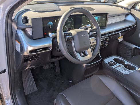 New 2026 Hyundai Ioniq 9 Limited image 8