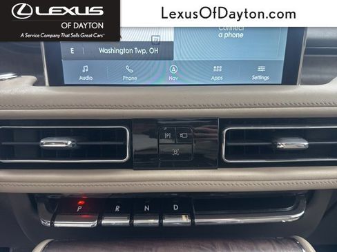 Used 2021 Lincoln Aviator Reserve w/ Equipment Group 201A image 23