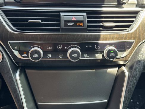 Used 2022 Honda Accord EX-L image 55
