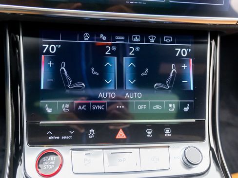 Used 2025 Audi S8 AWD/4WD image 26