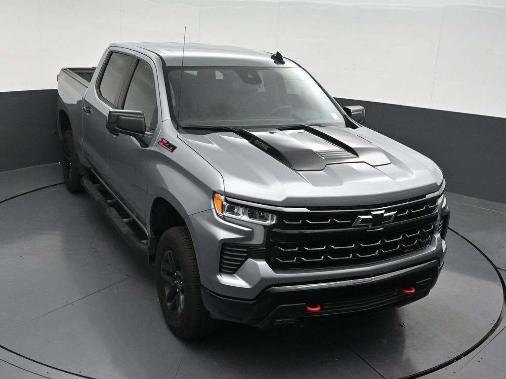 Used 2024 Chevrolet Silverado 1500 LT Trail Boss w/ Convenience Package II AWD/4WD image 22