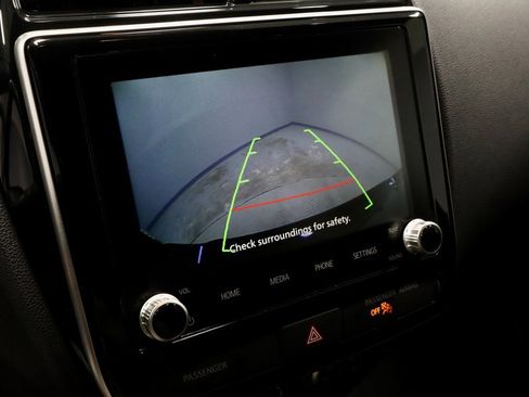 Used 2024 Mitsubishi Outlander Sport 2.0 Trail Edition image 2