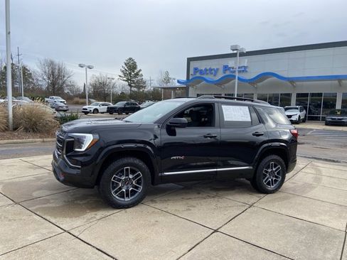 Used 2026 GMC Terrain AT4 image 5