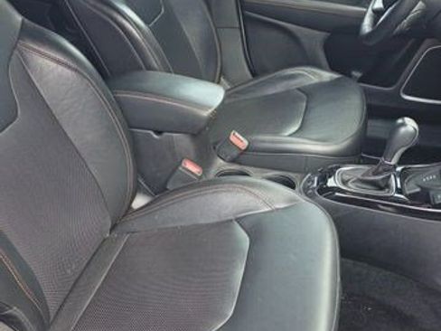 Used 2019 Jeep Compass Limited AWD/4WD image 7