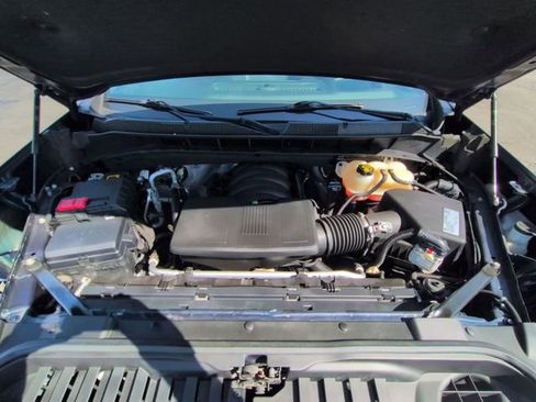 Used 2019 Chevrolet Silverado 1500 High Country w/ Technology Package image 31