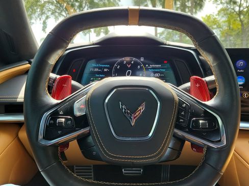 Used 2023 Chevrolet Corvette Stingray Premium Conv w/ 3LT RWD image 14