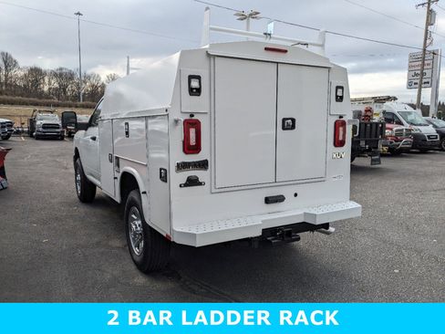 New 2024 RAM 3500 Tradesman w/ Chrome Appearance Group image 7