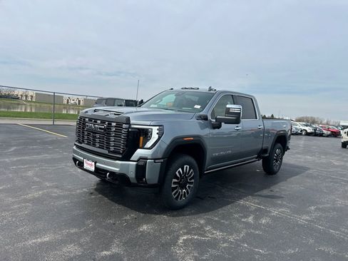 New 2026 GMC Sierra 2500 Denali Ultimate image 5