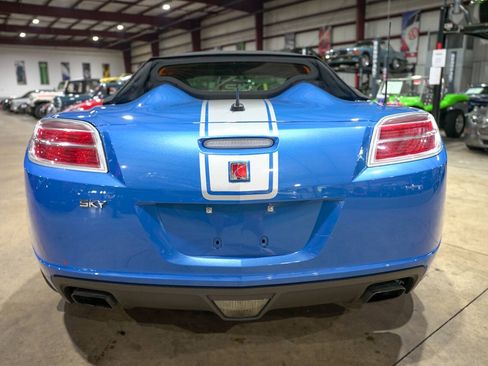 Used 2009 Saturn Sky Hydro Blue RWD image 20