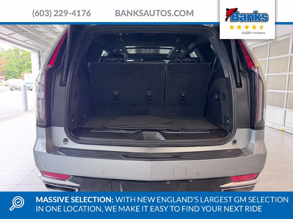 Certified 2024 Cadillac Escalade Premium Luxury AWD/4WD image 7