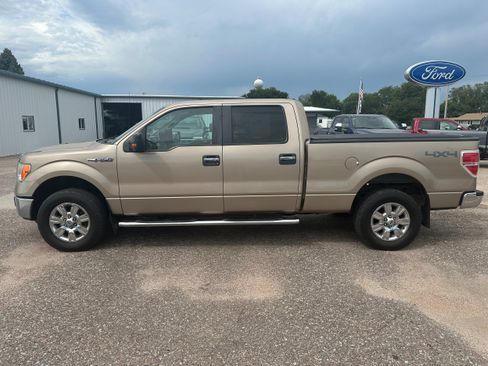 Used 2012 Ford F150 XLT w/ XLT Chrome Pkg AWD/4WD image 3