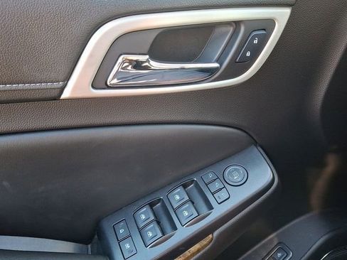 Used 2016 GMC Yukon Denali w/ Open Road Package RWD image 23