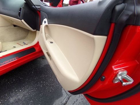 Used 2006 Chevrolet Corvette Convertible image 63