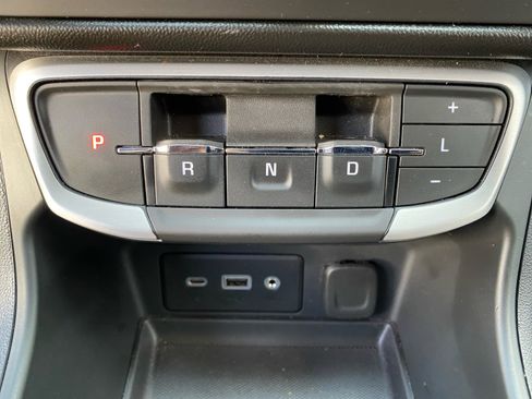 Used 2022 GMC Terrain SLE w/ Driver Convenience Package image 22