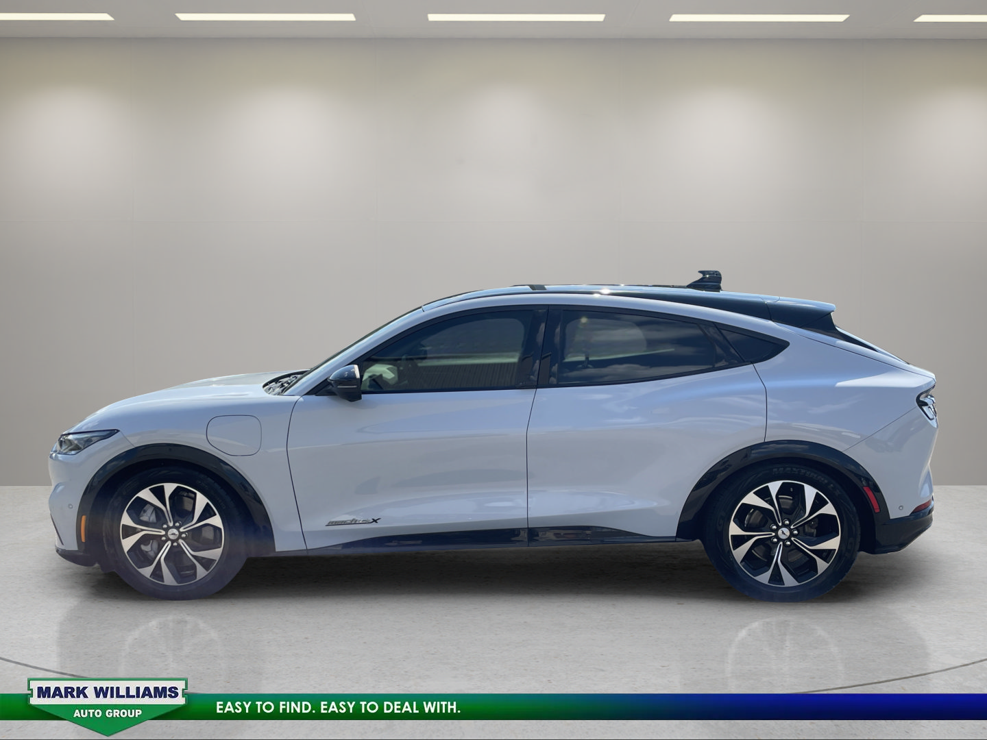 Used 2022 Ford Mustang Mach-E Premium AWD/4WD image 4