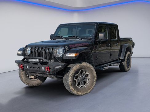 Used 2021 Jeep Gladiator Rubicon AWD/4WD image 2