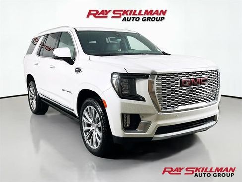 Used 2021 GMC Yukon Denali w/ Denali Premium Package AWD/4WD image 1