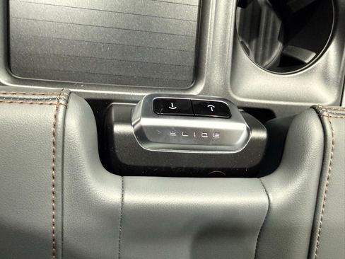 New 2025 Ford Expedition Max Active image 44