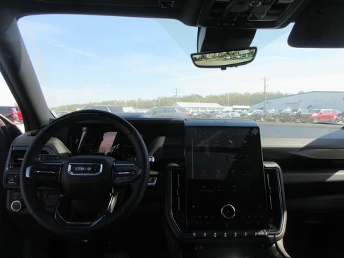 New 2026 GMC Yukon AT4 image 16